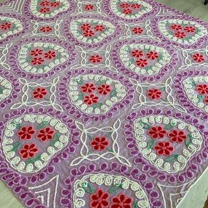 Vintage 1950 chenille bedspread, 100 x 89